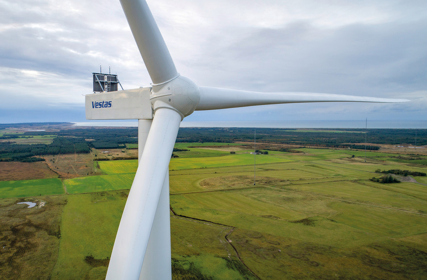 Vestas V162 im Testfeld in Oesterild, Dänemark