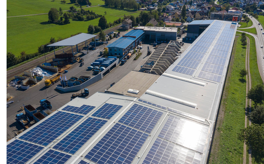 Photovoltaikanlage auf einem Gewerbedach in Deißlingen: Firmen entdecken jetzt die Möglichkeiten.