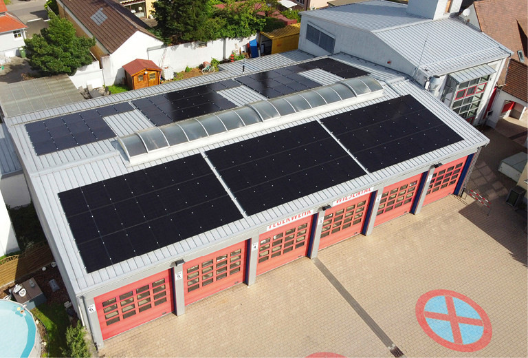 Neues Solardach für die Feuer­wehr im Ortsteil ­Wiesen­tal.