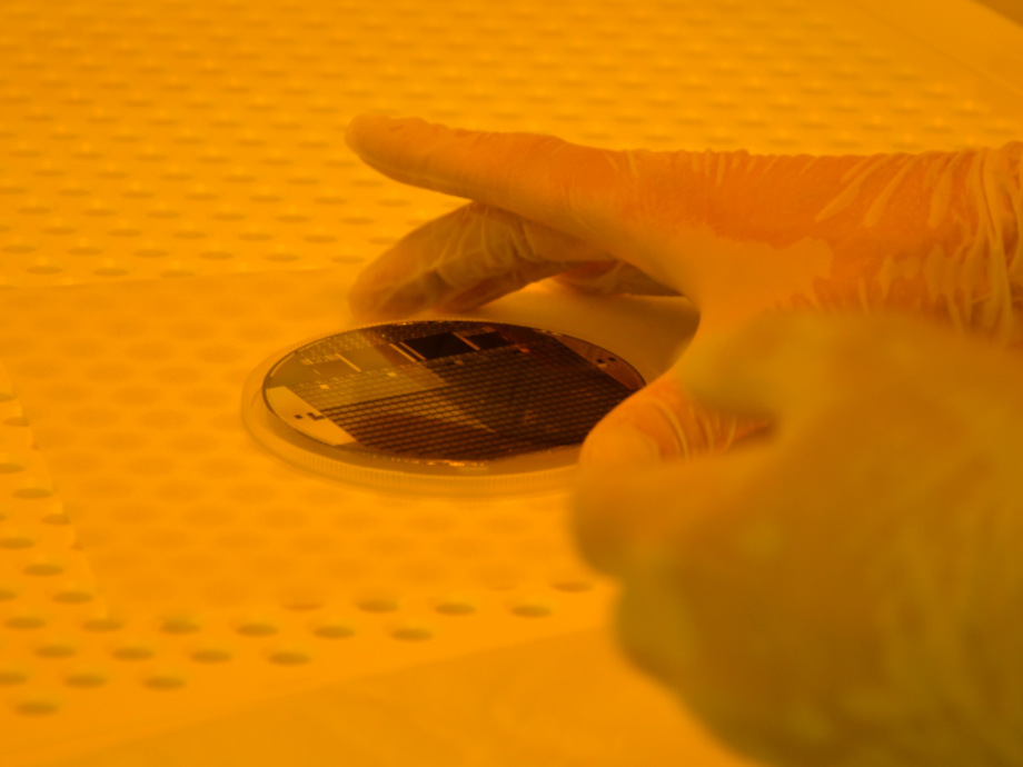 Fraunhofer ISE approaches 50 percent efficiency for solar cells