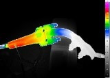 Thermographie der durch Wirbelströme erhitzten Klemme.