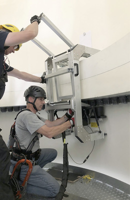 Hytorc-Trolley-Set ist ein halbautomatischer Montagewagen für die hydraulische Turmverschraubung.