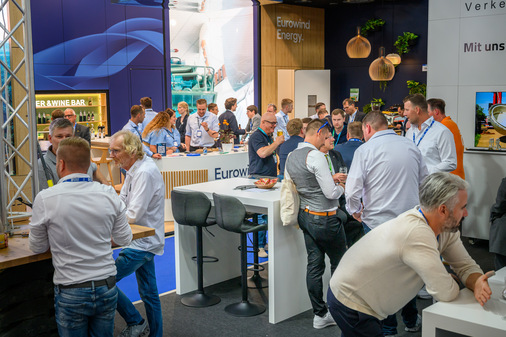 Schon gut besuchte Stände am ersten Tag