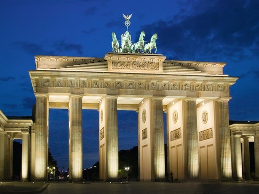 Wenig überraschend ganz hinten: Berlin mit 15 Kilowatt pro Quadratkilometer Fläche (kW/km²). Insgesamt gibt es 14 MW Windleistung auf 891 Quadratkilometern Hauptstadt.  - © Foto: MEV Verlag GmbH, Germany