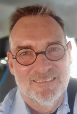 Der Autor dieses Textes Clemens Triebel