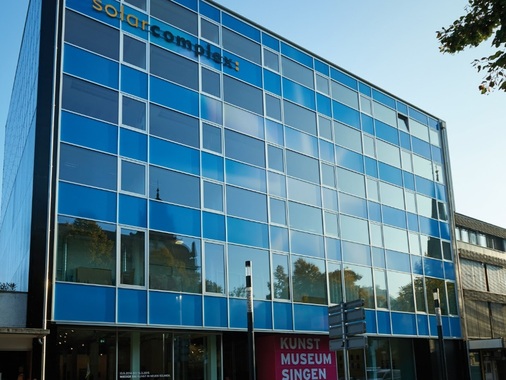 Solarfassade von Solarcomplex in Siegen