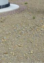 Fundament mit für Nager unattraktiver Schotterabdeckung.