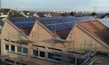 Das französische Industriedach lohnt sich besonders für Solarprojekte. - © Foto: Fesa Das französische Industriedach lohnt sich besonders für Solarprojekte. - © Foto: Fesa