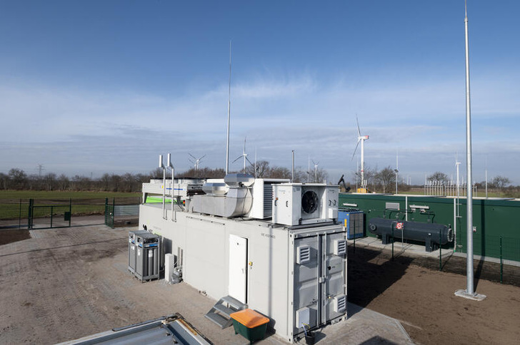 Neue Elektrolyseanlage Haurup bei Flensburg, an der Greenpeace Energy beteiligt ist. - © Greenpeace Energy - Andreas Oetker-Kast
