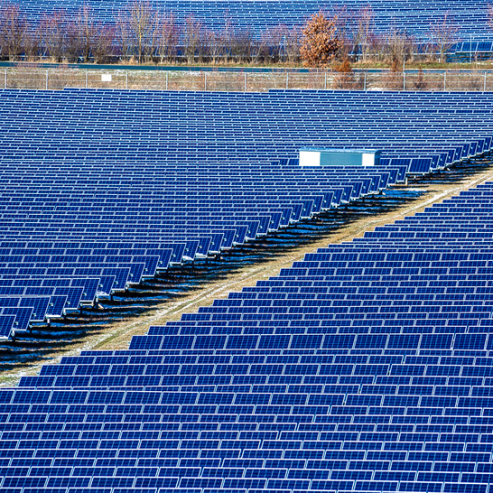 Für Solarparkbetreiber mit Parks, die vor 2011 errichtet wurden, geht es  in Frankreich voraussichtlich doch noch weiter.