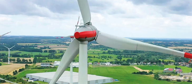 Repowering Schönberg: erstes Projekt im Beteiligungsgesetz, von Baywa RE. Die DKB-Bank gestaltete danach Projektbeteiligungen in Redlin und Uelitz. - © Foto: BayWa r.e. - Screenshot
