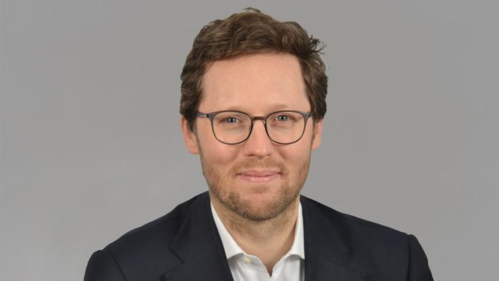 Schleswig-Holsteins Klimaminister Jan Philipp Albrecht (Die Grünen) über die Herausforderungen des Windausbaus. 