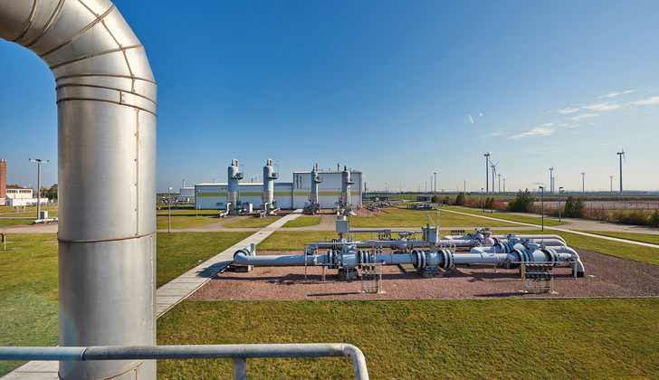 Wasserstoff wird künftig in großen Dimensionen zu erzeugen, lagern und zu verteilen sein: VNG-Untergrundgasspeicher Bad Lauchstädt, wo 
das HYPOS-Konsortium 2019 eine Forschungsplattforum zur Speicherung von grünem Wasserstoff gestartet hat.