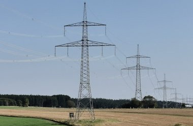 Tennet will in Zukunft viele verschiedene Stromspeicher zur Stabilisierung des Übertragungssetzes einsetzen. - © Tennet
