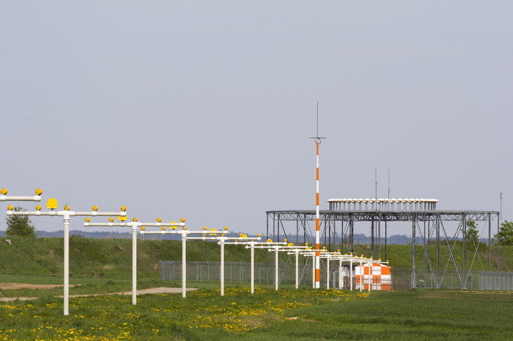 Drehfunkfeuer und Windkraft – kein Widerspruch.