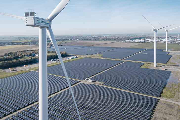 Windkraft und Solar können derzeit die Lücke noch nicht schließen, die durch Winterkälte und leere Gasspeicher entsteht. So steigen die Preise. - © Vattenfall
