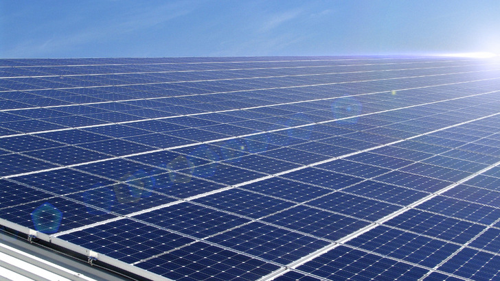 Seit Oktober müssen alle Anlagen ab einer Leistung von 100 Kilowatt am Redispatch teilnehmen. - © Wagner & Co. Solartechnik
