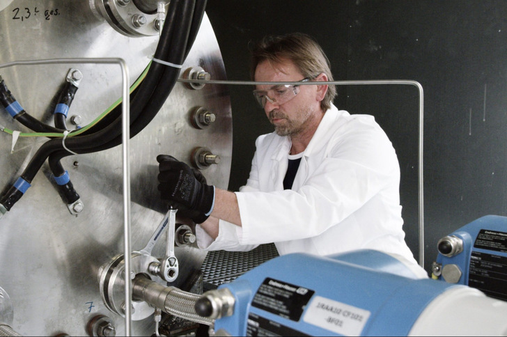 Innovatives Knowhow im Container: Die Elektrolyse-Anlage am ZSW. 
