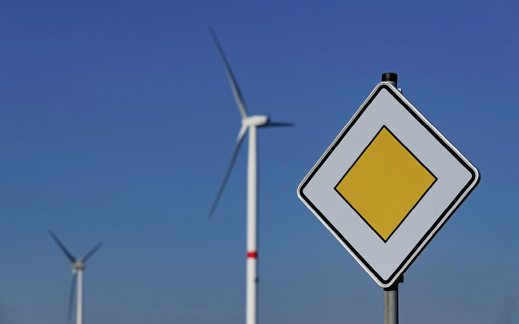Erneuerbare haben jetzt Vorfahrt, wenn die Regierungspolitik umgesetzt werden soll.
