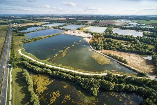 Q-Energy hat bei der jüngsten PPE2-Ausschreibung der französischen Regierung den Zuschlag für 66 MW erhalten . - © Q ENERGY Solutions SE
