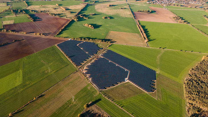 Den Strom aus dem neuen Solarpark in Zobersdorf bei Bad Liebenwerda vermarktet Baywa r.e. direkt an der Börse.