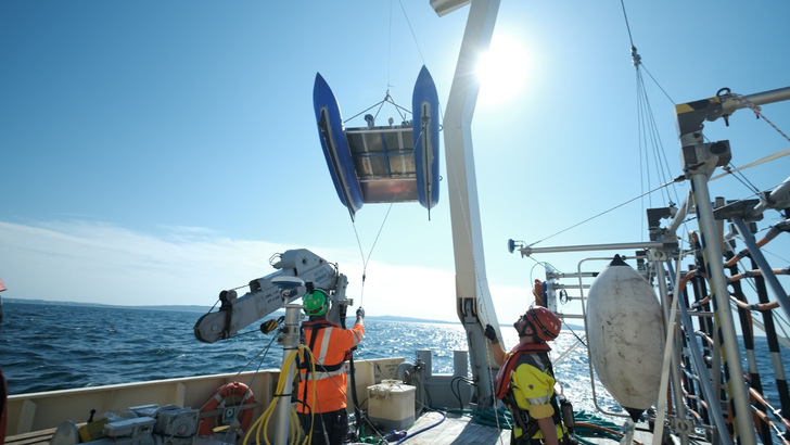 Mit dem Messsystem „Manta Ray G1“ werden im Meeresuntergrund Findlinge, sogenannte Boulder, detektiert. - © Frank Bauer
