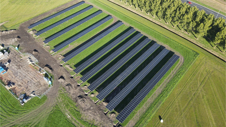 Die erste Agriphotovoltaikanlage von Vattenfall steht in den Niederlanden. Jetzt will der Versorger im größeren Maßstab in das Segment einsteigen.