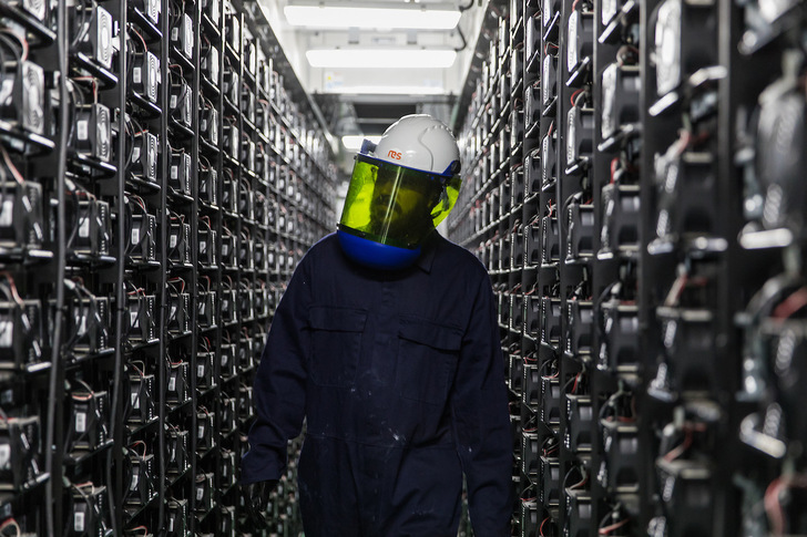 Großspeicher sind wichtig für die Stabilisierung von Netzen und den Ausgleich von Lastschwankungen.