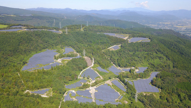 Der neue Solarpark steht nur 30 Kilometer südlich vom explodierten Atomkraftwerk Daiichi.