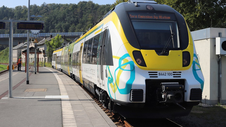 Ein Akku-Triebzug von Alstom. - © Alstom
