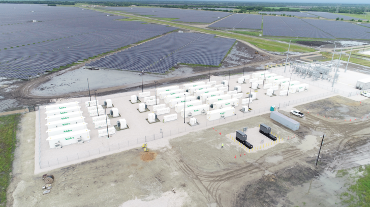 Nidec setzt neue Projekte in Schweden und Deutschland um und fasst Fuß in der Tschechischen Republik. Der Übergang zu einem zunehmend elektrischen, grünen und nachhaltigen Energiemarkt setzt sich nicht nur in Europa, sondern weltweit, fort.