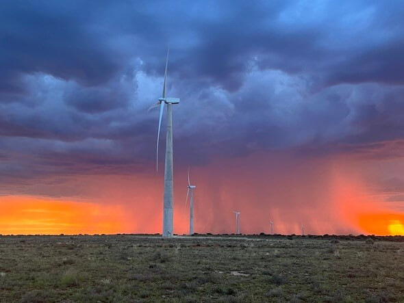 Der Windpark Garob liegt im Northern Cape in Südafrika und umfasst eine Leistung von 144,9 MW.  Das Projekt wurde von Juwi Südafrika entwickelt und 2021an Enel Green Power verkauft.  - © JUWI
