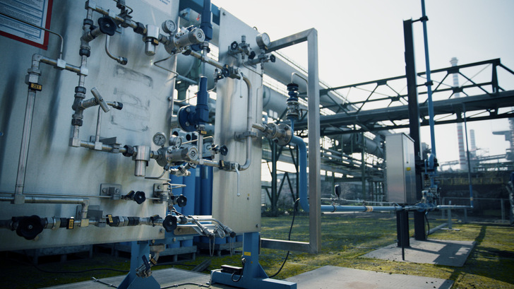 Wasserstoff-Testanlage für das Stahlwerk von Thyssenkrupp in Duisburg