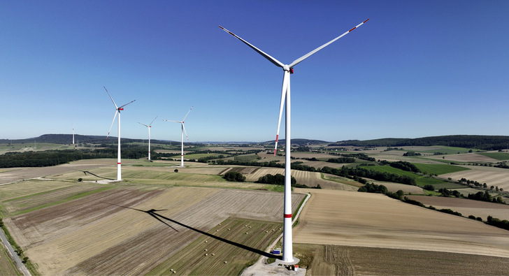 Seit August in Betrieb: Vier-Turbinen-Windpark Gande im Südharz-Vorland - © Foto: Trianel
