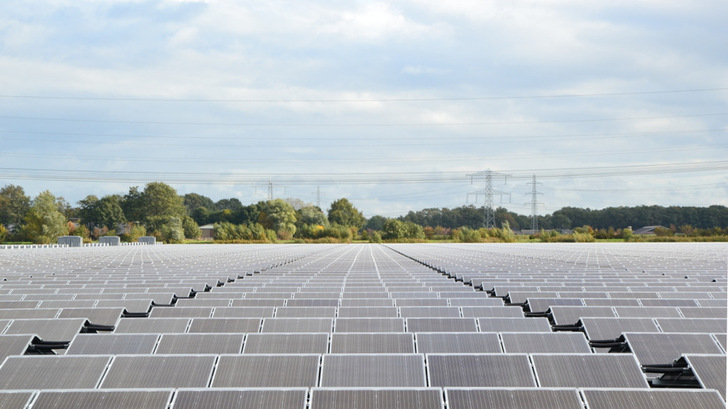  Der neue Solargenerator wird Strom für 36.000 Haushalte produzieren.