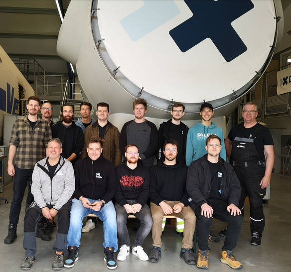 Alle elf Auszubildende im Bereich Mechatronik haben die Abschlussprüfung erfolgreich bestanden und das Übernahmeangebot der Deutschen Windtechnik angenommen.