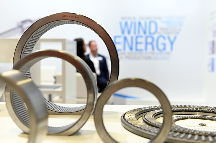 Komponenten einmal aus der Nähe bestaunen – das kann man in Hamburg. Wenn auch die Bauteile immer größer werden.