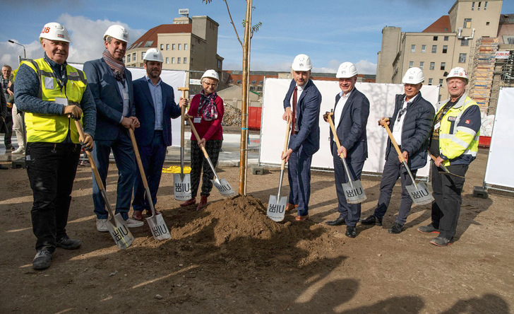 Spatenstich für das Quartier Behrens-Ufer