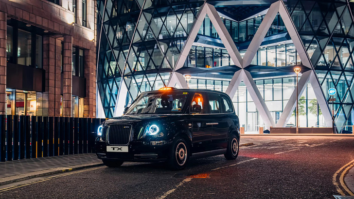 Klassisches Design der  
 London-Taxis kombiniert mit neuer, sauberer Technologie