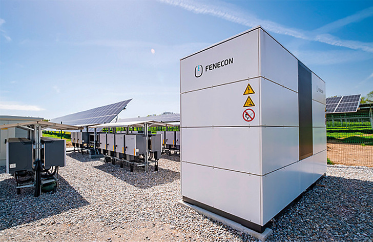 Ein FENECON Industrial L Stromspeicher als Anlagenkombinationen mit PV