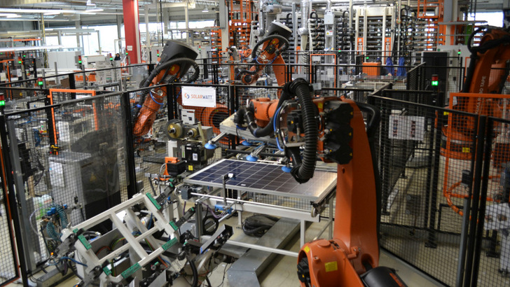 Für den Wiederaufbau einer europäischen Solarindustrie ist das entsprechende Produktionsequipment entscheidend.