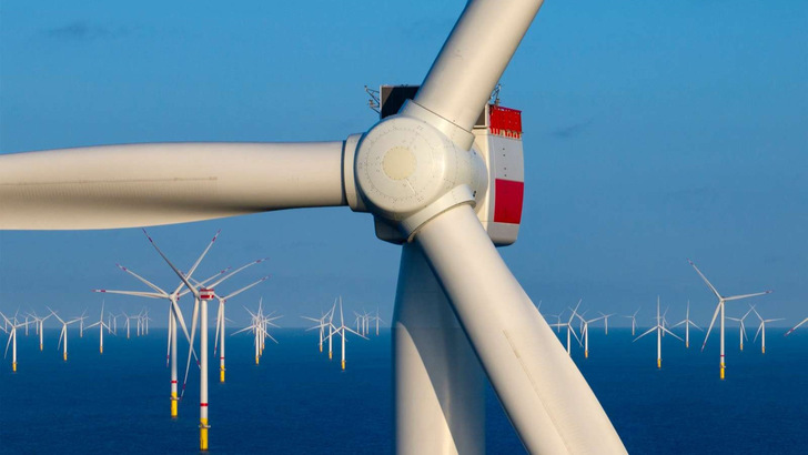 Windkraftanlage im Offshore-Windpark Borkum Riffgrund 3.
