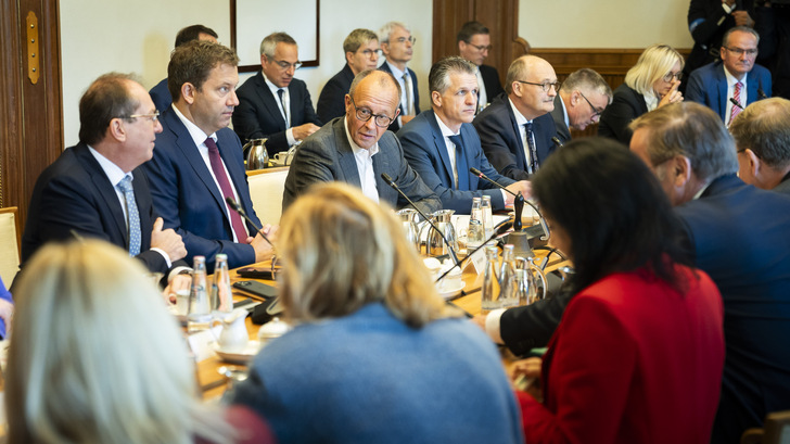 Haben beim Thema Klimaschutz noch viele Aufgaben vor sich: Bundeskanzler Merz und seine Regierung.