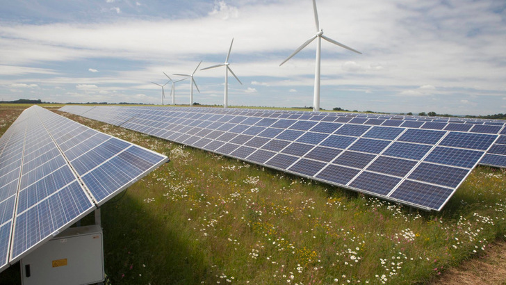 Virtuelle PPA sind eine Möglichkeit für Unternehmen, sich mit Ökostrom einzudecken und für die Anlagenbetreiber eine Variante der Refinanzierung des Generators.