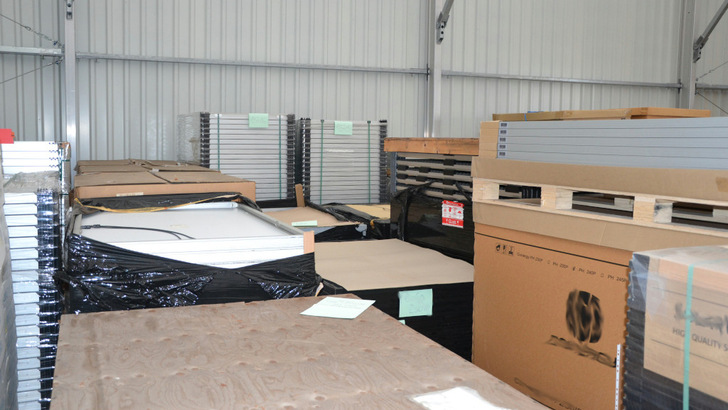 Volle Lager, wenig Aufträge: Über die Auktionsplattform können Handwerker überschüssige Komponenten versteigern.