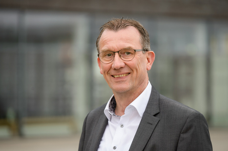 Stephan Frense, Geschäftsführer der Arge Netz, sieht die geplanten EEG-Anpassungen und das Netzpaket in Teilen kritisch.