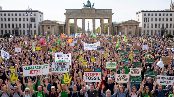 Am 9. Oktober können die Menschen zeigen, was sie von einer rückwärts gewandten Energiepolitik halten.  