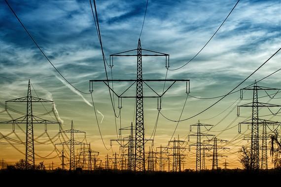 Netz | Erneuerbaren-Verbände und die Klimaschutzorganisation Greenpeace warnen aus ganz unterschiedlichen Perspektiven, der jetzt vorliegende EEG-Referentenentwurf werde die Dämmerung der Energiewende einleiten.