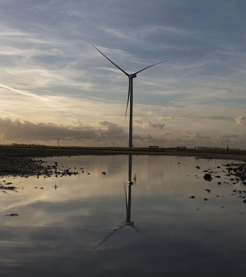 Alstom | Prototyp von Alstoms Eco-122 mit 2,7 Megawatt am Teststandort des Windforschungsinstituts ECN in den Niederlanden.