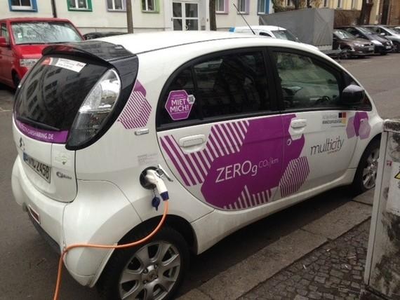 Kurz vor der ersten CO2-freien Carsharing-Tour. Mein reservierter E-Flitzer.